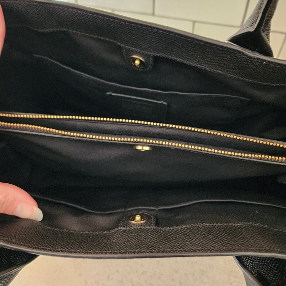 NWT Coach Casey Tote - Picture 6 of 9